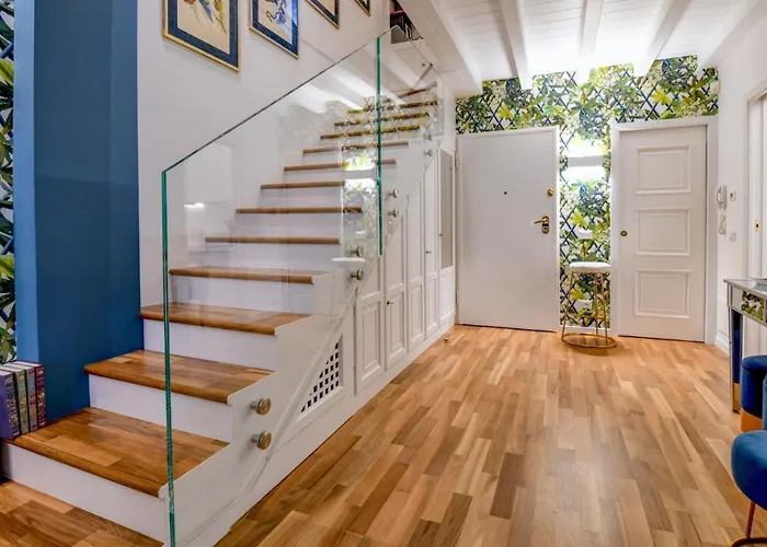 Glow - By Myhomeincomo Apartman Como